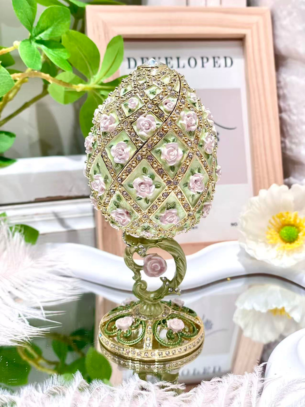 Handmade enamel-painted Russian egg jewelry box