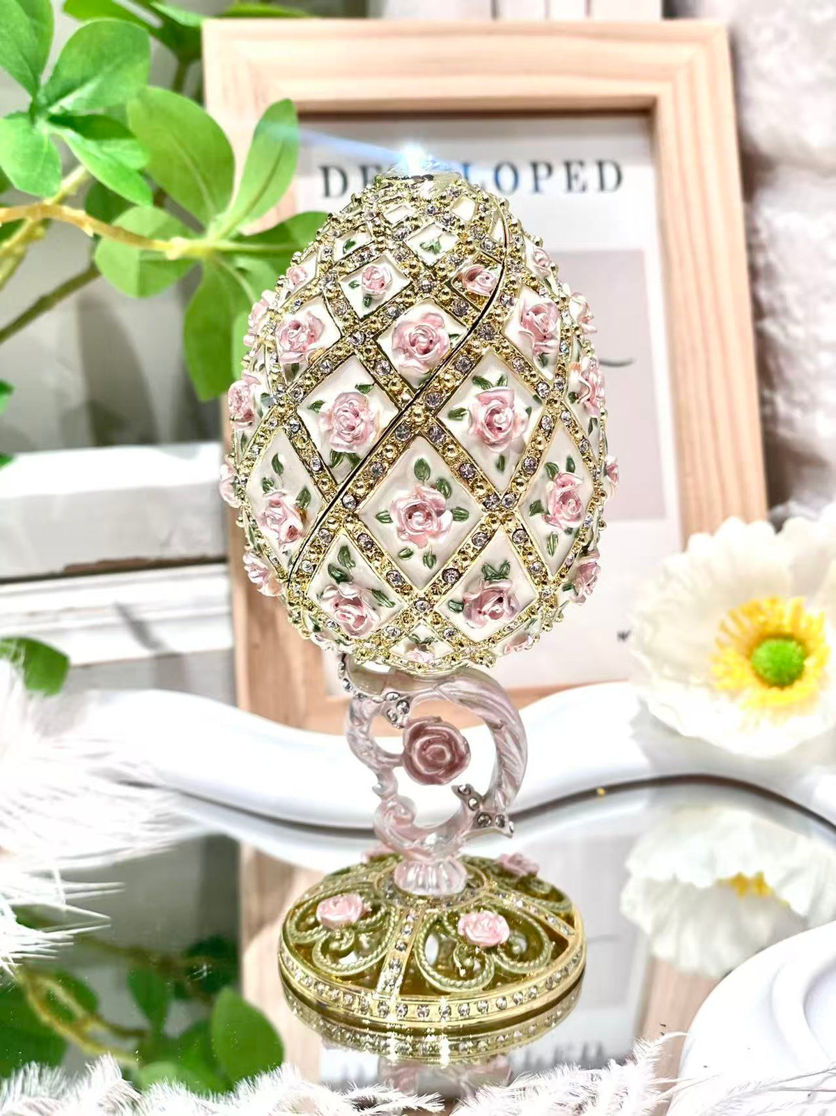 Handmade enamel-painted Russian egg jewelry box